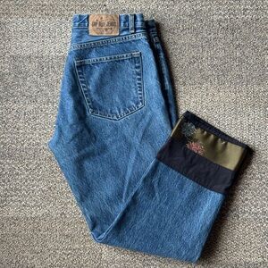 GAP Women’s Relaxed Blue Jeans with Embroidered Cuff